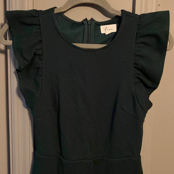 Green dress - Picture 2 of 2